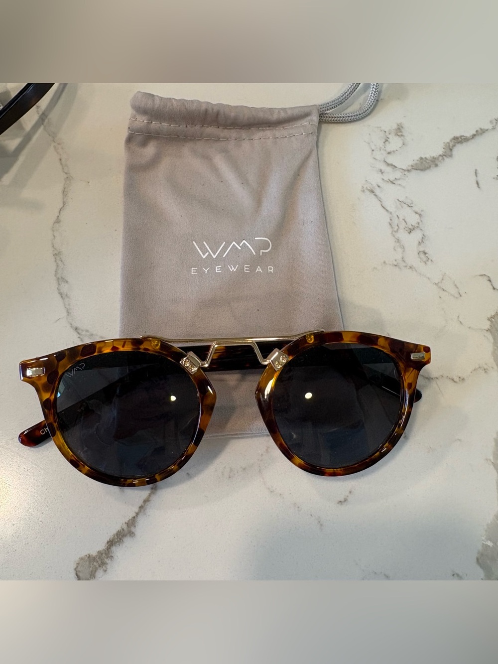WMP Polarized Eyewear Tortoiseshell Round Sunglasses -Black Lenses